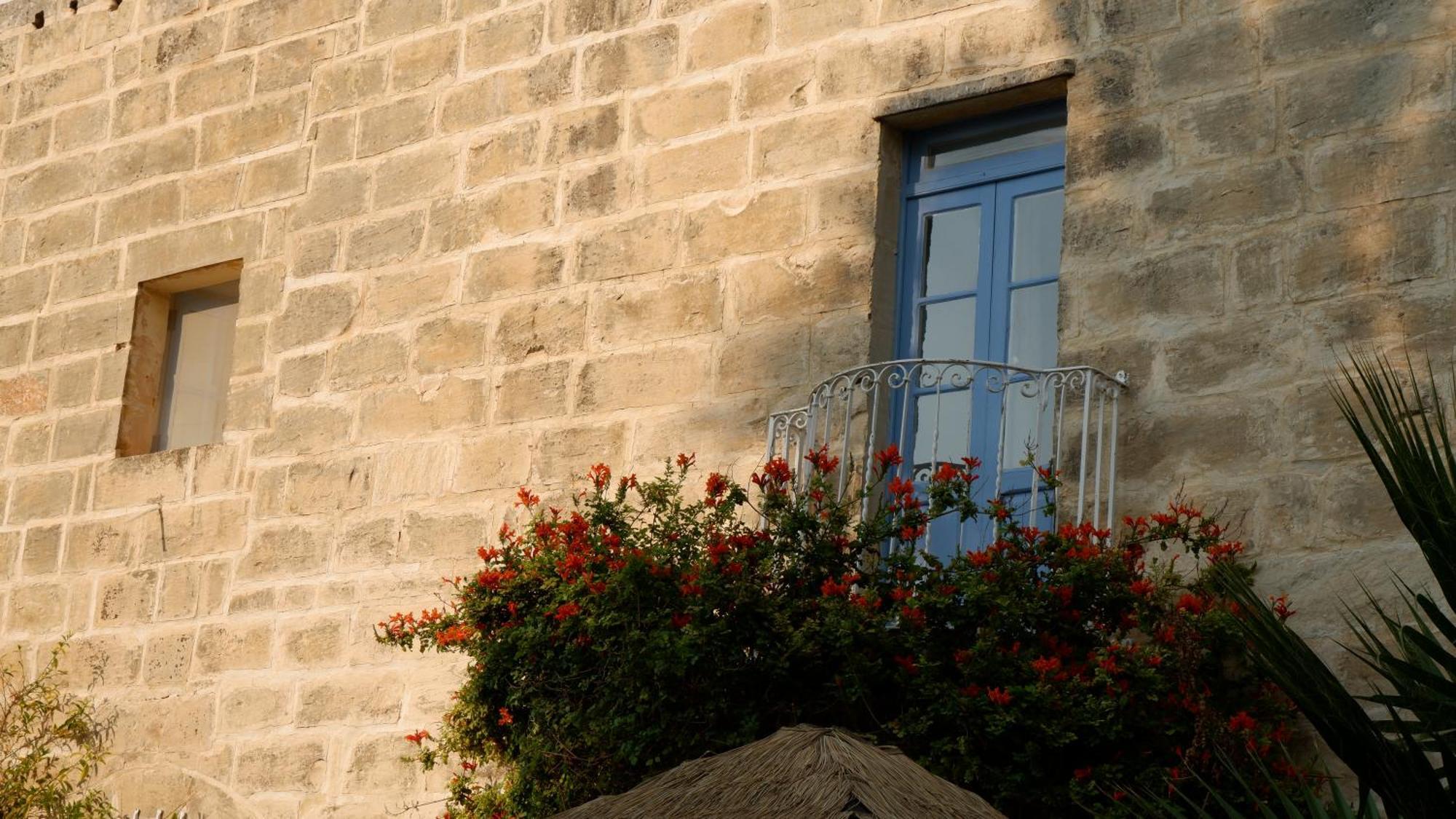 Village Knights Accommodation Zebbug  Exterior photo