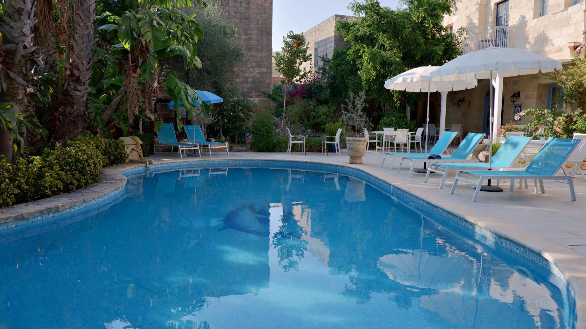 Village Knights Accommodation Zebbug  Exterior photo