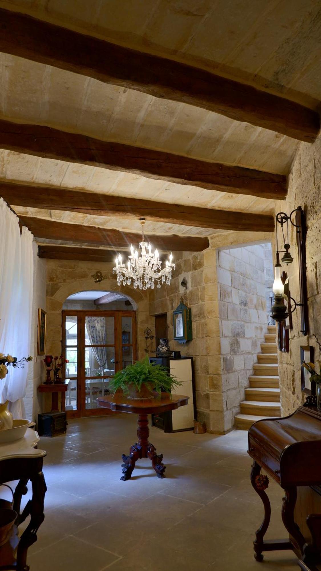 Village Knights Accommodation Zebbug  Exterior photo
